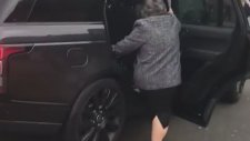 Teyzenin Range Rover ile İmtihanı