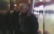 Sırtında Yanan Soba ile Gezen Adanalı