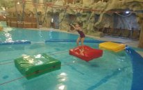 Kievde -5 Derecede Havuz Aquapark Kaydıraklar Extreme Survivor Parkur, Dream Island