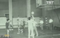 Akıcı Türkçe konuşan Berna (TRT - 1970)