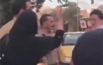 Kadının Kendisini Uyaran Mollaya Tepkisi