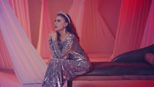 Yıldız Tilbe - Sen Aşıksın Bana