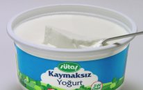 Yoğurt doğal olsun isterseniz, içinde sadece taze süt ve maya olmalı