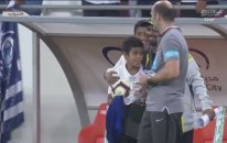 Gol Sevinciyle Top Toplayıcı Çocuğu Korkutan Bafetimbi Gomis