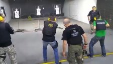 Brezilya Polisinin Cesaret İsteyen Atış Eğitimi
