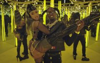 Offset - Clout (Feat. Cardi B)