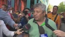 Lucescu'ya Mikrofon Diye Pet Şişe Uzatmak