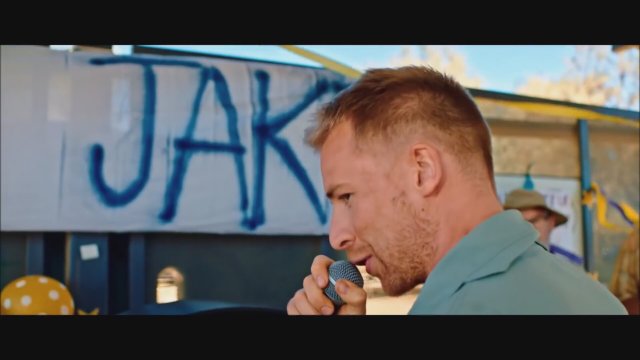 The Naked Wanderer (2019) Fragman
