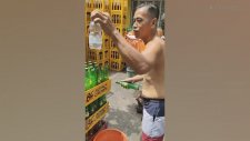 Tuvalet Temizlemek İçin Gazoz Kullanmak