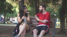 Bi Biskrem Versem Öper misin? (Kız Tavlamak)