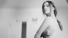 Elif Kaya'nın Kaz Dağları İçin Soyunması