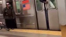 Metroda Zenciye Tüküren Beyaz Gencin Hazin Sonu