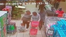 Markette Kadını Nedensiz Yere Seren Adam