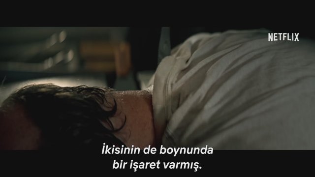 In the Shadow of the Moon (2019) Fragman