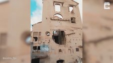 Drone ile Terk Edilmiş Fabrikada Etkileyici Bir Gezinti