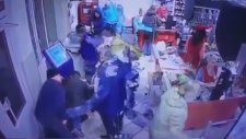 Oyuncak Silahla Soyguna Kalkışıp Payına Düşeni Alan Şahıs