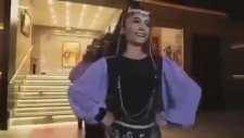 Merve Gelinin Led Işıklı Davullar Eşliğinde Lüks Kınası