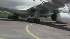 Havaalanında Çarpışan Uçaklar