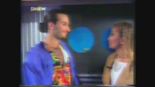 Yonca Evcimik'in Tarkan'a Gay Haberlerini Sorması (1993)