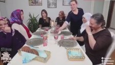 Zuhal Topal'da Kaynanaların Ahtapotu Görünce Kendinden Geçmesi