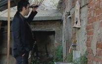 Alnıaçık Saffet Saçını 3 Numaraya Vuruyor - Arka Sıradakiler