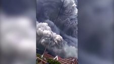 Sinabung Yanardağı'nın Patlaması Sonucunda Ortaya Çıkan Görüntüler