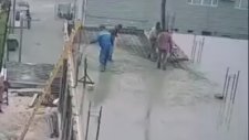 İnşaat İşçilerinin İlginç İş Kazası