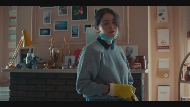 The Broken Heart Gallery (2020) - Fragman 