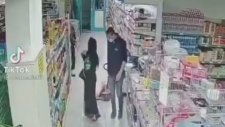 A101'de Transpaleti Fark Etmeyen Teyzenin Dramı