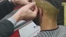 Saçına Ağda Yaptıran Manyak