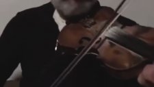 Efsane Keman Çalan Abimiz