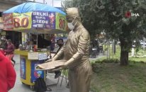 Tepsisi Çalınan ’Künefeci Heykeli’’ Yeniden Yapıldı