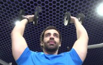 İşitme Engelliler için Omuz Ön Dambıl Kaldırma & Omuz Lateral Raises Hareketi
