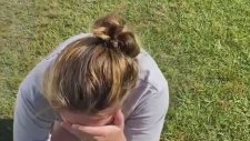 Yavru Köpek Hediye Edilen Kadının Mutluluğu