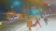 Kırmızı Işıkta Duran Araca Çarptı Tekme Tokat Sürücüyü Yumrukladı
