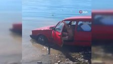 Balık Tutmaya Gittiği Barajdan Balık Yerine Otomobilini Çıkardı