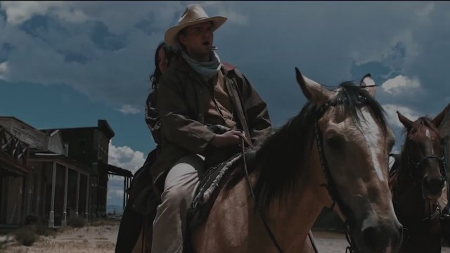Skinwalker (2021) Fragman