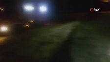Lağım Çukuruna Düşen Tosun, Kepçe Yardımıyla Kurtarıldı