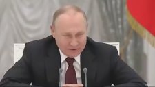 Putin'in Kızdığı İstihbarat Şefi Kekeleyerek Sözlerine Devam Etti