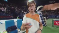 Rus Tenisçi Andrey Rublev Maç Sonrası Kameraya Savaşa Hayır Yazdı