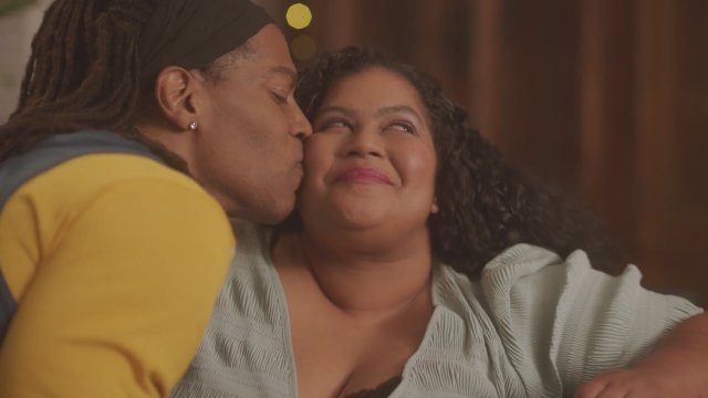 Just Swipe (2021) Fragman