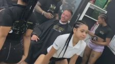 Tıraş Olana Twerk Bedava