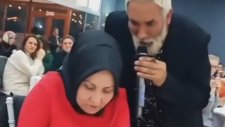 Telefona Dalınca Tarık Mengüç'ü Fark Etmeyen Teyze