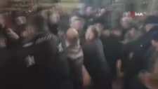 Ukrayna’da Rusya Yanlısı Kilisenin Papazı ve Rahibi Gözaltına Alındı