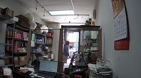 Havalı Korna ile Hırsız Kovalamak | İzlesene.com