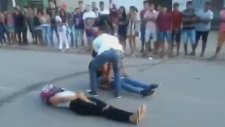 Motosiklet Gösterisinde Ölümden Dönen Kadın