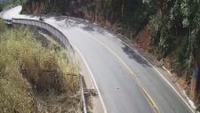 Otobüs ile Kafa Kafaya Çarpışan Motosikletli