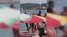 Tıklım Tıklım Olan Plajda Bir Garip Kavga
