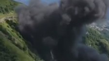 Gürcistan’da Helikopter Dağlık Alana Düşme Anı