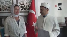 Sabah Ezanından Etkilenen Ukraynalı Kadın Müslümanlığı Seçti